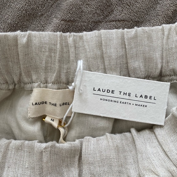 SOLD! NWT Laude the Label- Everyday Crop pants in Natural Linen, Size Medium - Picture 6 of 6